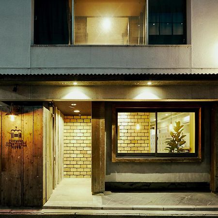 Akasaka Guesthouse Hive Tokyo Exterior photo